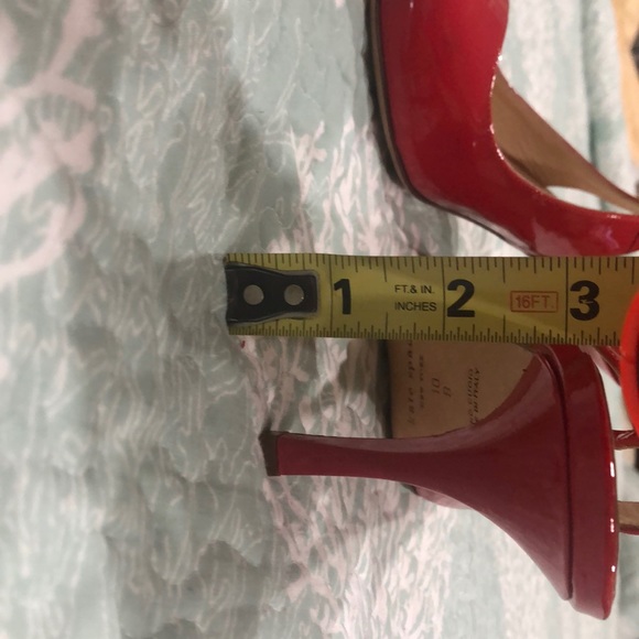 Like new condition Kate Spade heels 👠 - Picture 3 of 9